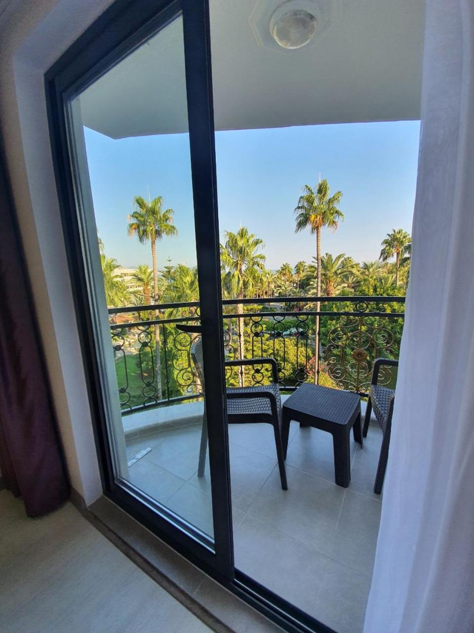 Karikatür Bi Hotel Alanya Exterior foto